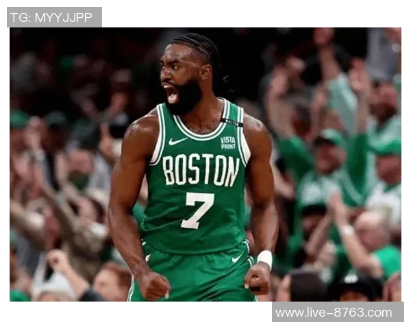 张佳玮分析杰伦布朗中投表现仅健康莱昂纳德可与之匹敌 张佳玮分析杰伦布朗中投表现仅健康莱昂纳德可与之匹敌