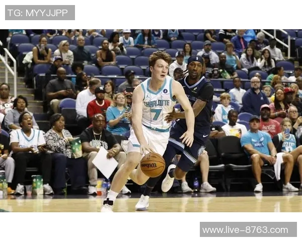 克尼佩尔闪耀全场砍下生涯新高33分助攻9次助力球队胜利