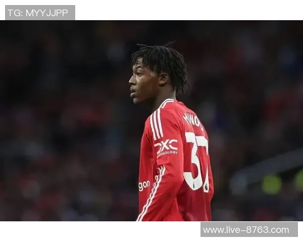 电讯报：梅努引发十多队关注曼联内部对其现状深感忧虑