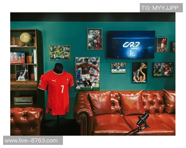 C罗推出新款香水CR7能量灵感源自他的活力与冲劲 C罗推出新款香水CR7能量灵感源自他的活力与冲劲